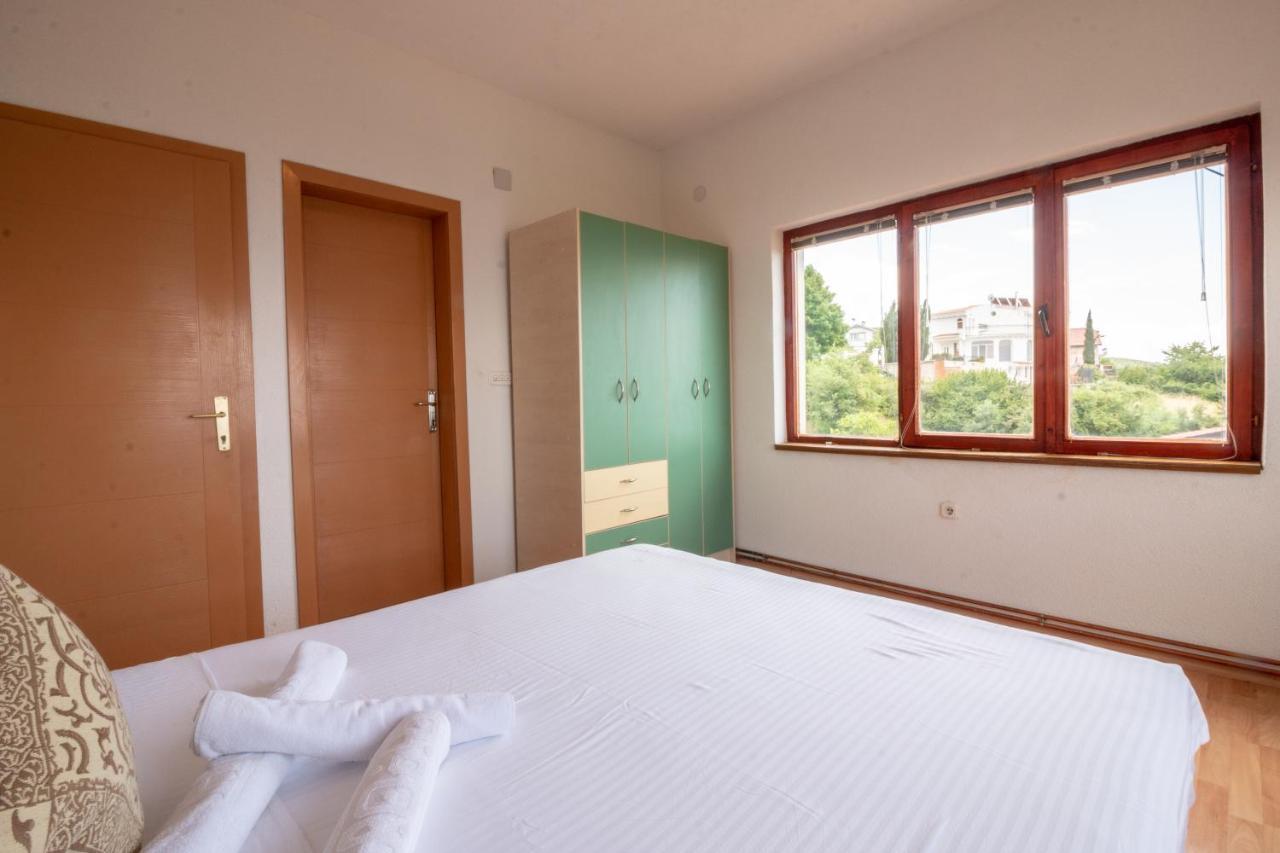 Ferienwohnung Casa Farmak Ohrid Exterior foto